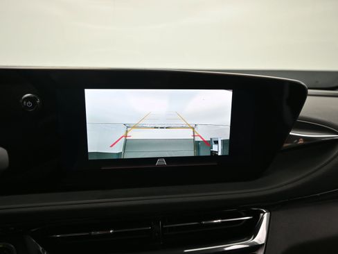 Used 2025 Buick Envista Sport Touring FWD image 21