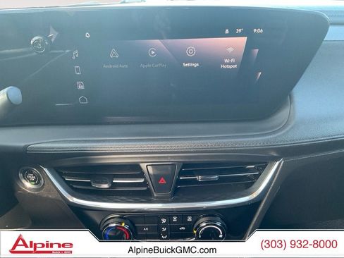 Used 2024 Buick Encore GX Sport Touring image 11