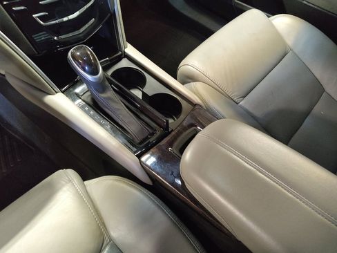 Used 2016 Cadillac XTS Luxury image 26