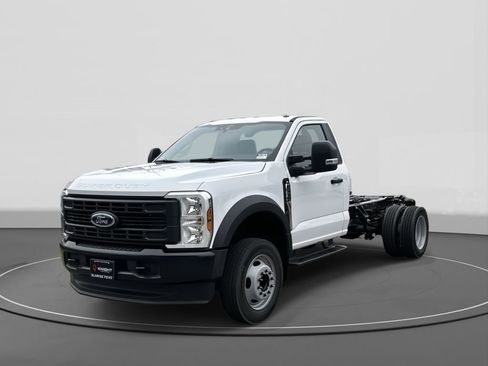 New 2024 Ford F450 XL image 1