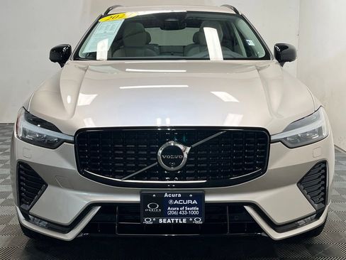 Used 2024 Volvo XC60 B5 Plus w/ Protection Package Premier AWD/4WD image 2