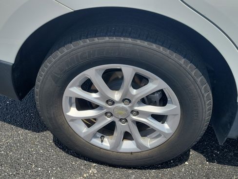 Used 2020 Chevrolet Equinox LT FWD image 10