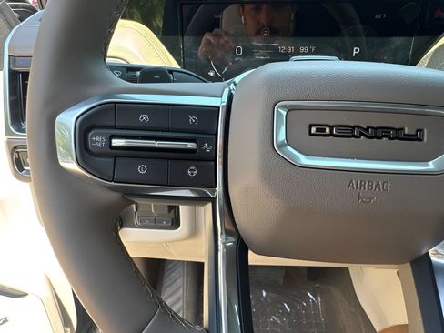 New 2026 GMC Yukon XL Denali w/ Denali Reserve Package AWD/4WD image 13