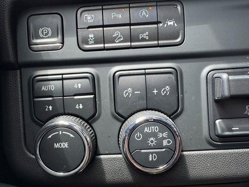 Used 2025 Chevrolet Tahoe RST w/ Comfort Package AWD/4WD image 22