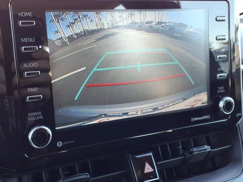 Used 2021 Toyota Corolla LE image 21