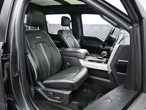 Used 2019 Ford F150 Platinum w/ Equipment Group 701A Luxury image 27