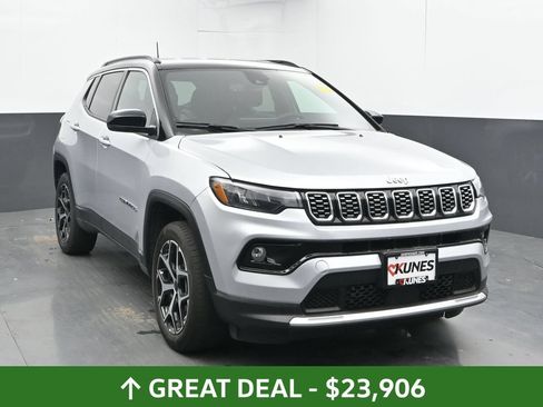 Used 2025 Jeep Compass Limited AWD/4WD image 7