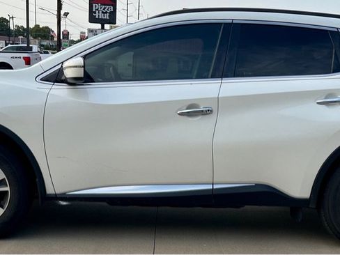 Used 2021 Nissan Murano SV FWD image 4