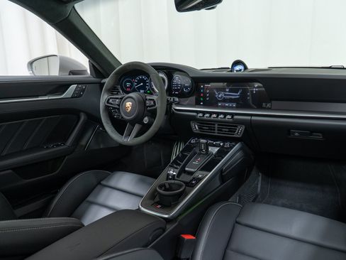 Used 2025 Porsche 911 Turbo S AWD/4WD image 20