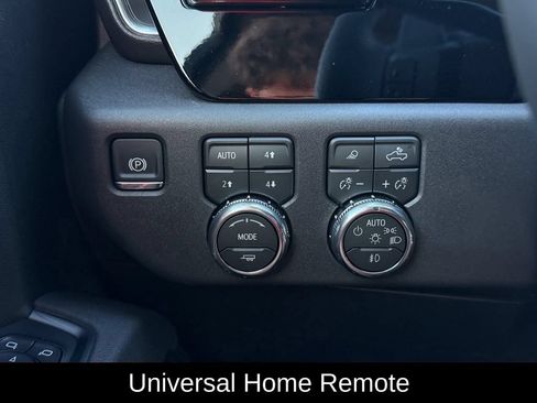 New 2026 GMC Sierra 1500 SLT AWD/4WD image 29