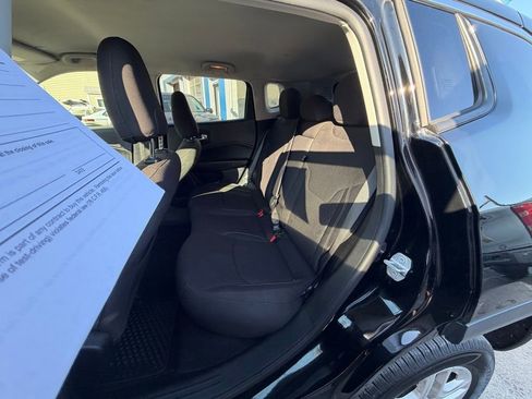 Used 2020 Jeep Compass Sport w/ Cold Weather Group image 10