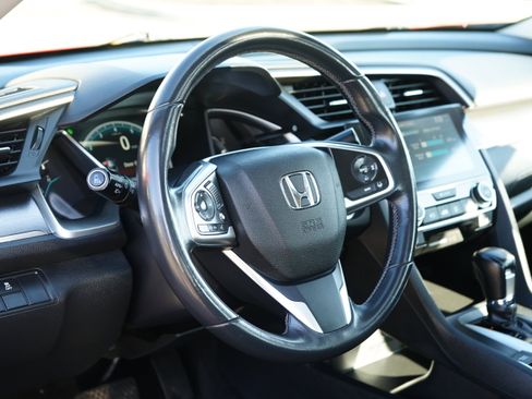 Used 2016 Honda Civic Touring image 12