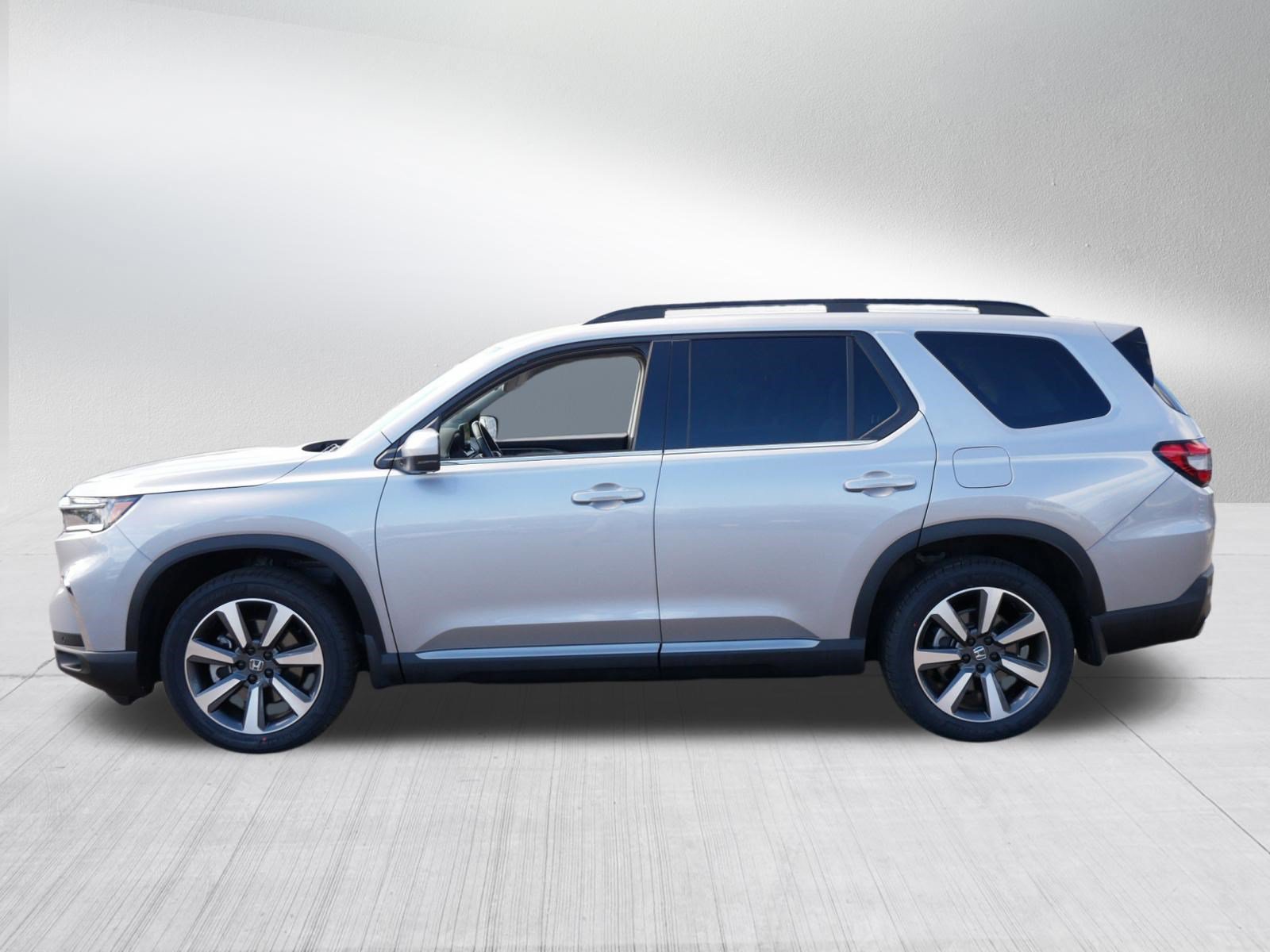 Certified 2023 Honda Pilot Elite image 4