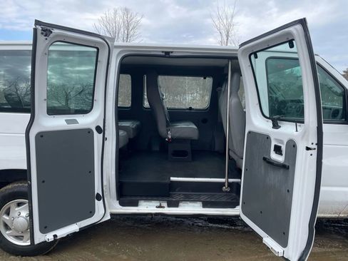 Used 2014 Ford E-150 and Econoline 150 w/ Power Group RWD image 14