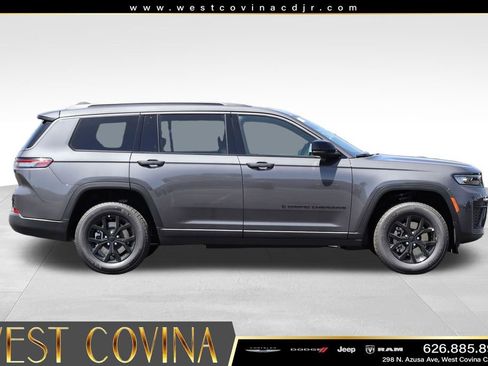 New 2026 Jeep Grand Cherokee L 4WD image 4