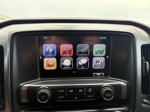 Used 2018 Chevrolet Silverado 1500 LT w/ Texas Edition RWD image 10
