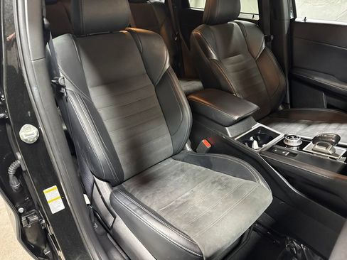 Used 2024 Mitsubishi Outlander SE FWD image 10