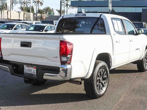 Used 2021 Toyota Tacoma SR5 image 9