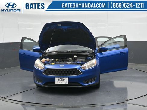 Used 2018 Ford Focus SE image 37
