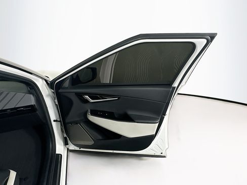 Used 2024 Kia EV6 GT-Line RWD image 33