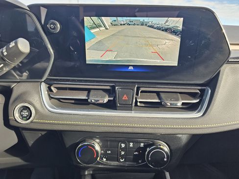 Used 2024 Chevrolet TrailBlazer ACTIV w/ Driver Confidence Package image 15