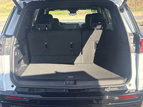 New 2026 GMC Acadia Denali Ultimate AWD/4WD image 7