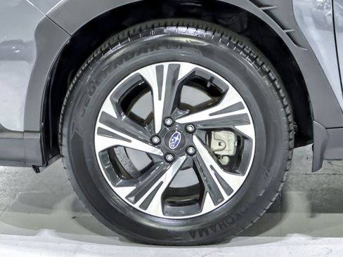 Used 2024 Subaru Crosstrek 2.0i Premium AWD/4WD image 13