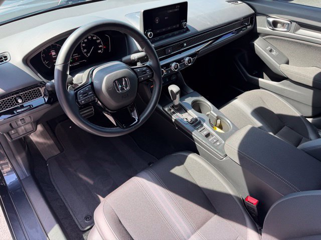 Used 2025 Honda Civic Sport image 5