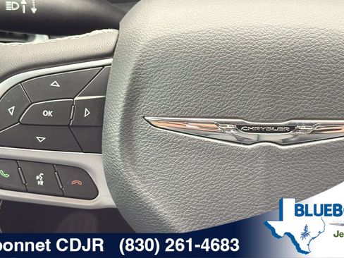 New 2026 Chrysler Voyager LX FWD image 21