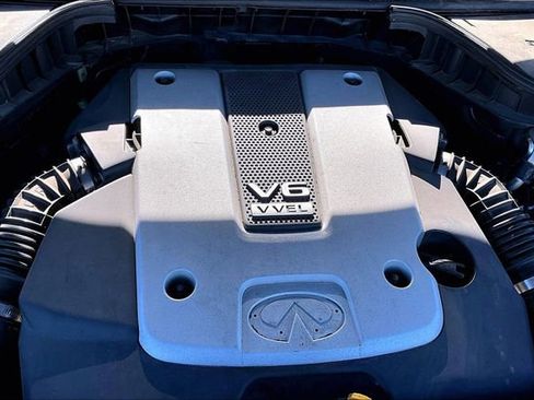 Used 2015 INFINITI Q70 3.7 w/ Deluxe Touring Package image 34