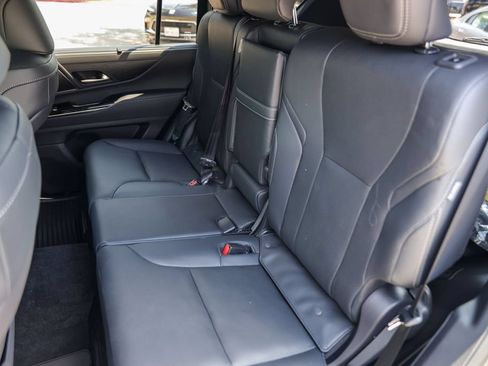 Used 2026 Lexus LX 700h Luxury w/ Appearance Package AWD/4WD image 25