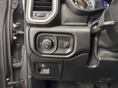 Used 2021 RAM 1500 Big Horn image 29