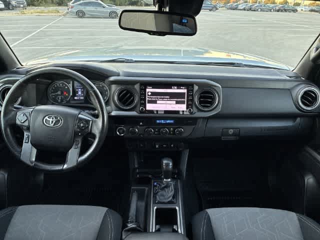 Used 2022 Toyota Tacoma TRD Off-Road AWD/4WD image 16