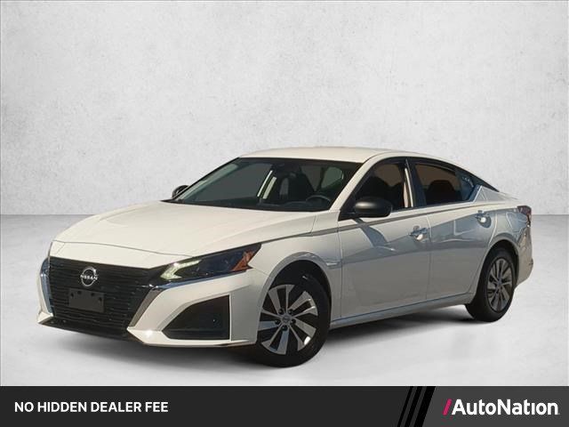 Used 2024 Nissan Altima 2.5 S FWD image 1