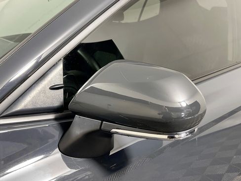 Used 2025 Toyota Camry LE FWD image 12