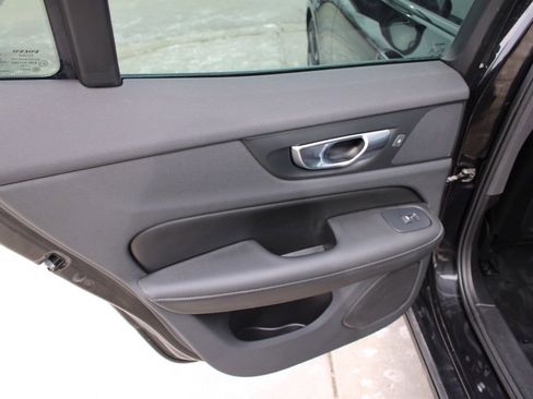 Used 2024 Volvo S60 B5 Plus image 26