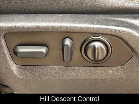 Used 2022 GMC Sierra 1500 AT4 w/ AT4 Premium Package image 29