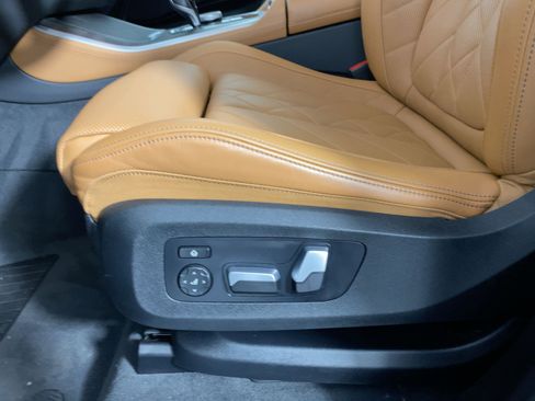 Certified 2023 BMW X5 sDrive40i w/ Premium Package image 11