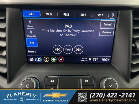 Used 2023 GMC Acadia SLE w/ Driver Convenience Package FWD image 29
