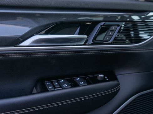 Used 2022 Jeep Wagoneer Series I w/ Convenience Group I image 15