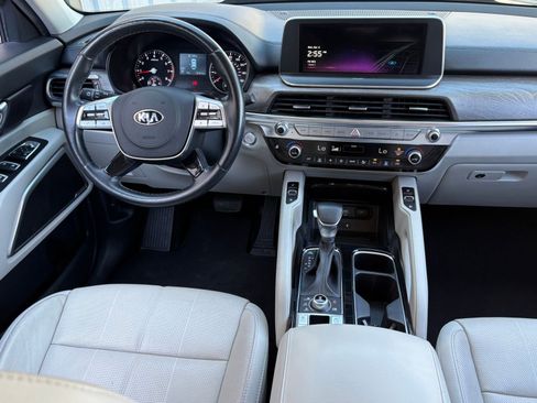 Used 2021 Kia Telluride EX w/ EX Premium Package image 15