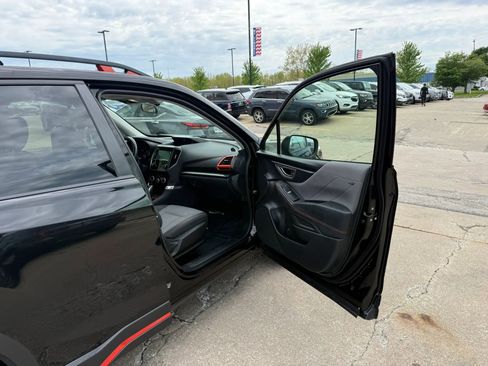 Used 2019 Subaru Forester Sport AWD/4WD image 26