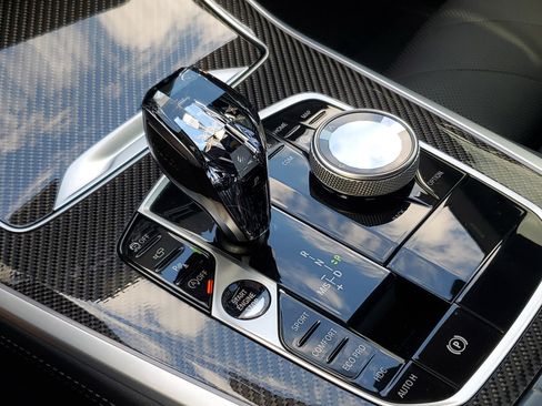 Used 2023 BMW X5 M50i w/ Executive Package image 30