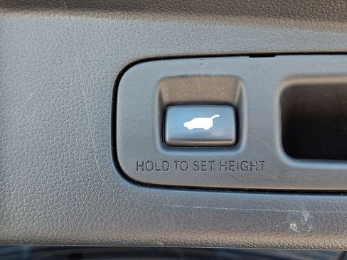 Used 2024 Honda CR-V EX-L image 30