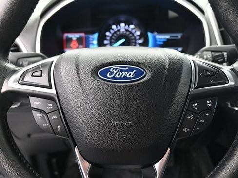 Used 2021 Ford Edge SEL w/ Convenience Package FWD image 31