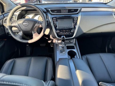 Used 2024 Nissan Murano SL image 13
