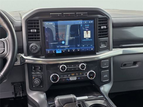 Used 2022 Ford F150 Lariat w/ Equipment Group 501A Mid image 10