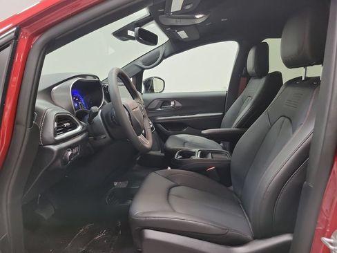 New 2027 Chrysler Pacifica Select AWD/4WD image 22