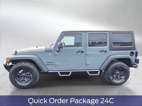 Used 2015 Jeep Wrangler Unlimited Sport AWD/4WD image 3
