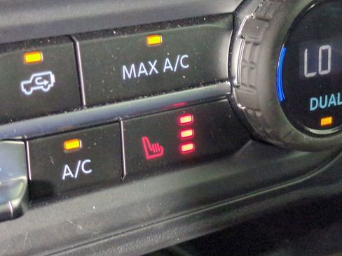 Used 2025 Ford Bronco Badlands AWD/4WD image 27